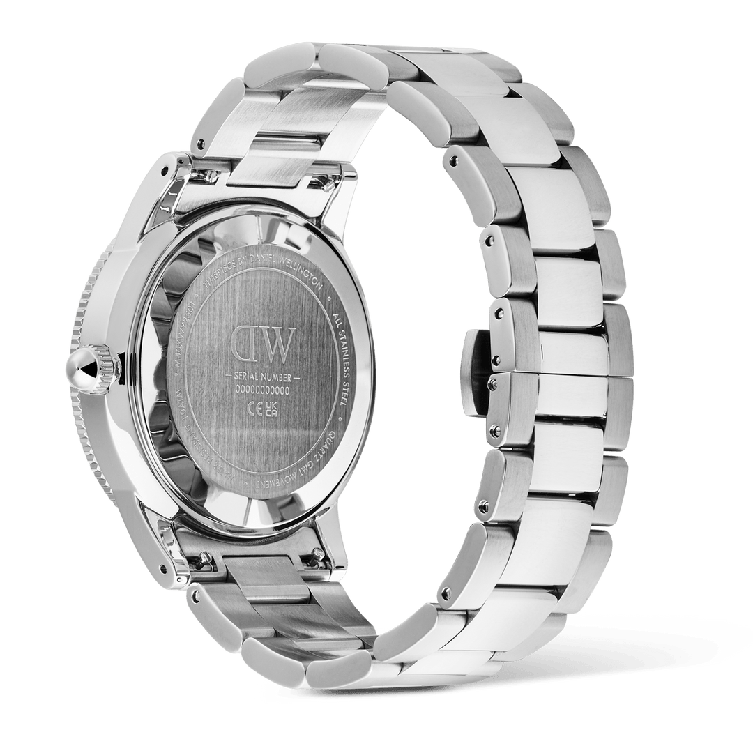 Iconic GMT Link Black Blue Ceramic Bezel Silver